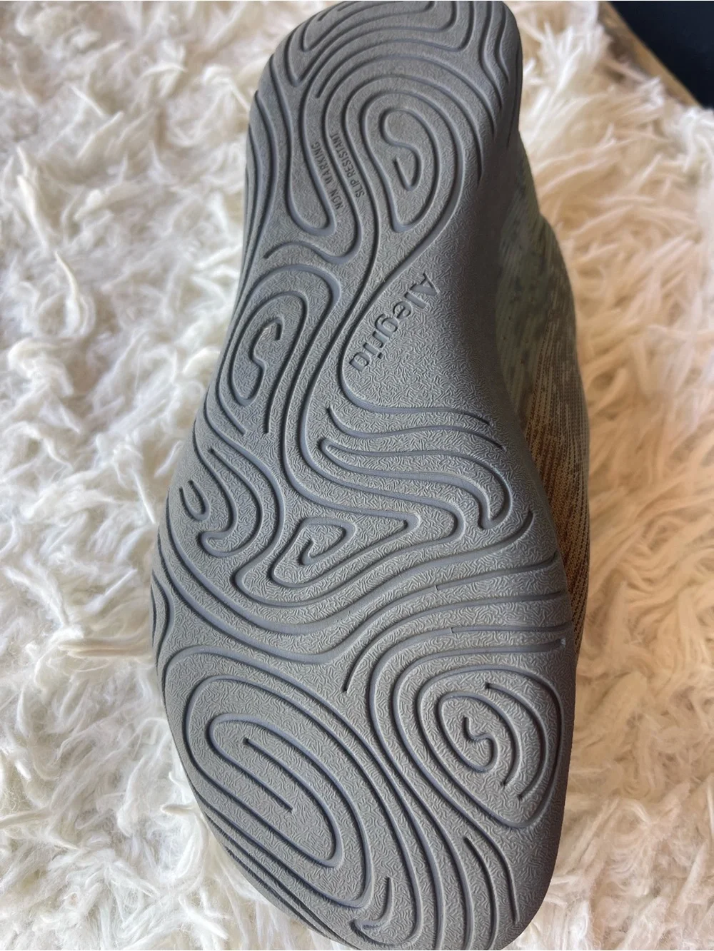 Light Gray Knit Casual Lace-Up Sneakers  Alegria